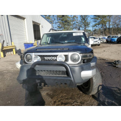 2010 TOYOTA FJ CRUISER