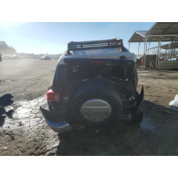 2010 TOYOTA FJ CRUISER