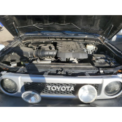 2010 TOYOTA FJ CRUISER