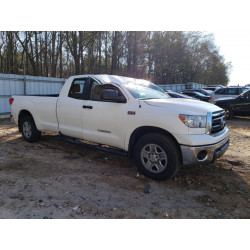 2011 TOYOTA TUNDRA