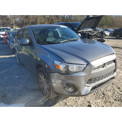2015 MITSUBISHI OUTLANDER