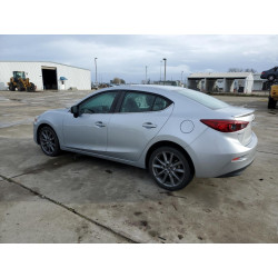 2018 MAZDA 3