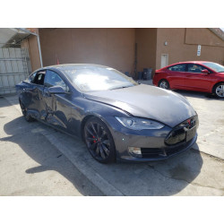 2015 TESLA MODEL S