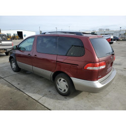 2002 TOYOTA SIENNA