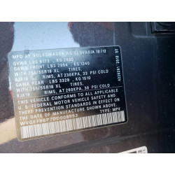 2013 VOLKSWAGEN TOUAREG