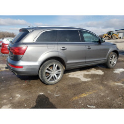 2012 AUDI Q7