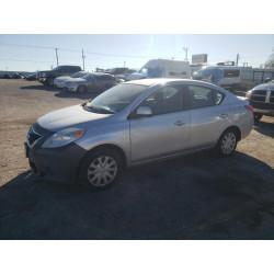 2013 NISSAN VERSA