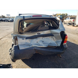 2004 FORD ESCAPE