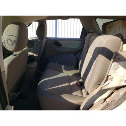 2004 FORD ESCAPE