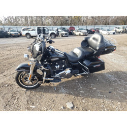 2019 HARLEY-DAVIDSON FL