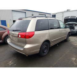 2006 TOYOTA SIENNA