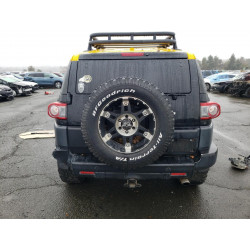2012 TOYOTA FJ CRUISER