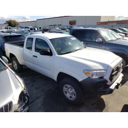 2018 TOYOTA TACOMA