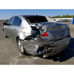 2010 HYUNDAI GENESIS