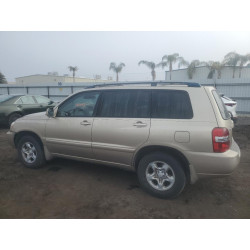 2004 TOYOTA HIGHLANDER