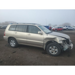 2004 TOYOTA HIGHLANDER