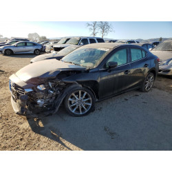 2018 MAZDA 3