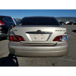 2003 TOYOTA AVALON
