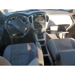 2005 TOYOTA HIGHLANDER