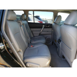 2010 TOYOTA HIGHLANDER