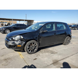 2011 VOLKSWAGEN GOLF
