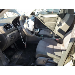 2011 VOLKSWAGEN GOLF