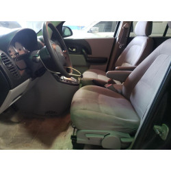 2005 SATURN VUE