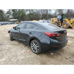 2018 MAZDA 3