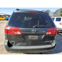 2004 TOYOTA SIENNA