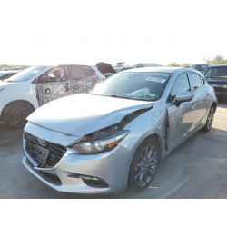 2018 MAZDA 3