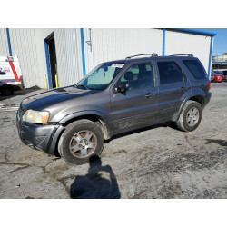 2004 FORD ESCAPE