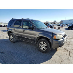 2004 FORD ESCAPE