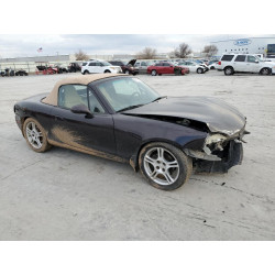 2004 MAZDA MX5