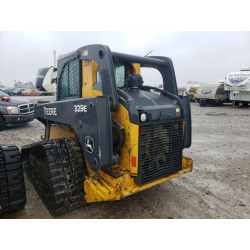 2015 JOHN DEERE329E