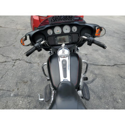 2015 HARLEY-DAVIDSON FL