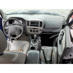 2005 FORD ESCAPE