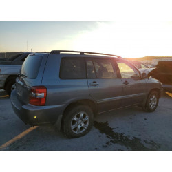 2005 TOYOTA HIGHLANDER