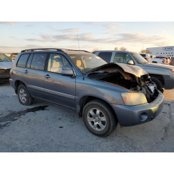 2005 TOYOTA HIGHLANDER