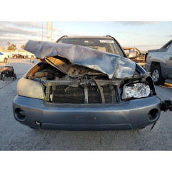 2005 TOYOTA HIGHLANDER