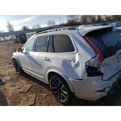 2018 VOLVO XC90