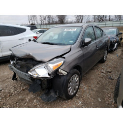 2017 NISSAN VERSA