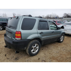 2005 FORD ESCAPE