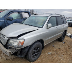 2005 TOYOTA HIGHLANDER