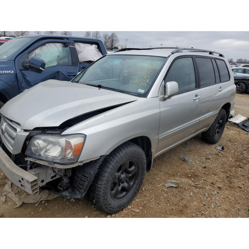 2005 TOYOTA HIGHLANDER