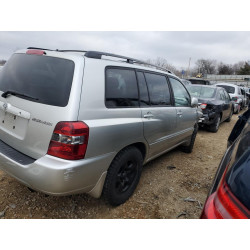 2005 TOYOTA HIGHLANDER