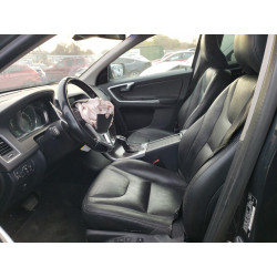 2015 VOLVO XC60