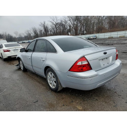 2005 FORD 500