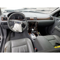 2005 FORD 500