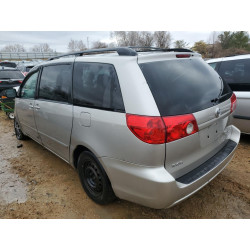 2006 TOYOTA SIENNA