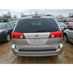2006 TOYOTA SIENNA